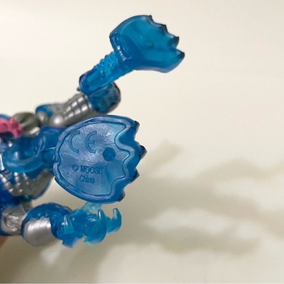 MrBeast Lab Mutators Stealth Panther Action Figure - Picture 8 of 14